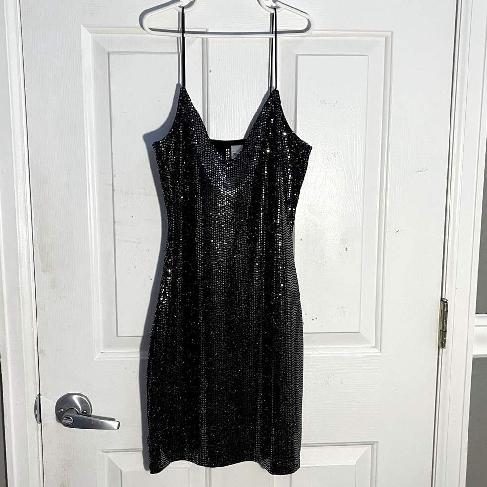 Sparkly dress 🪩